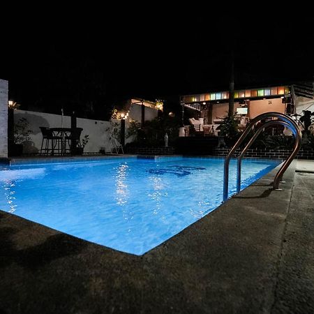 Silang Casa De Celestina Private Resort מראה חיצוני תמונה
