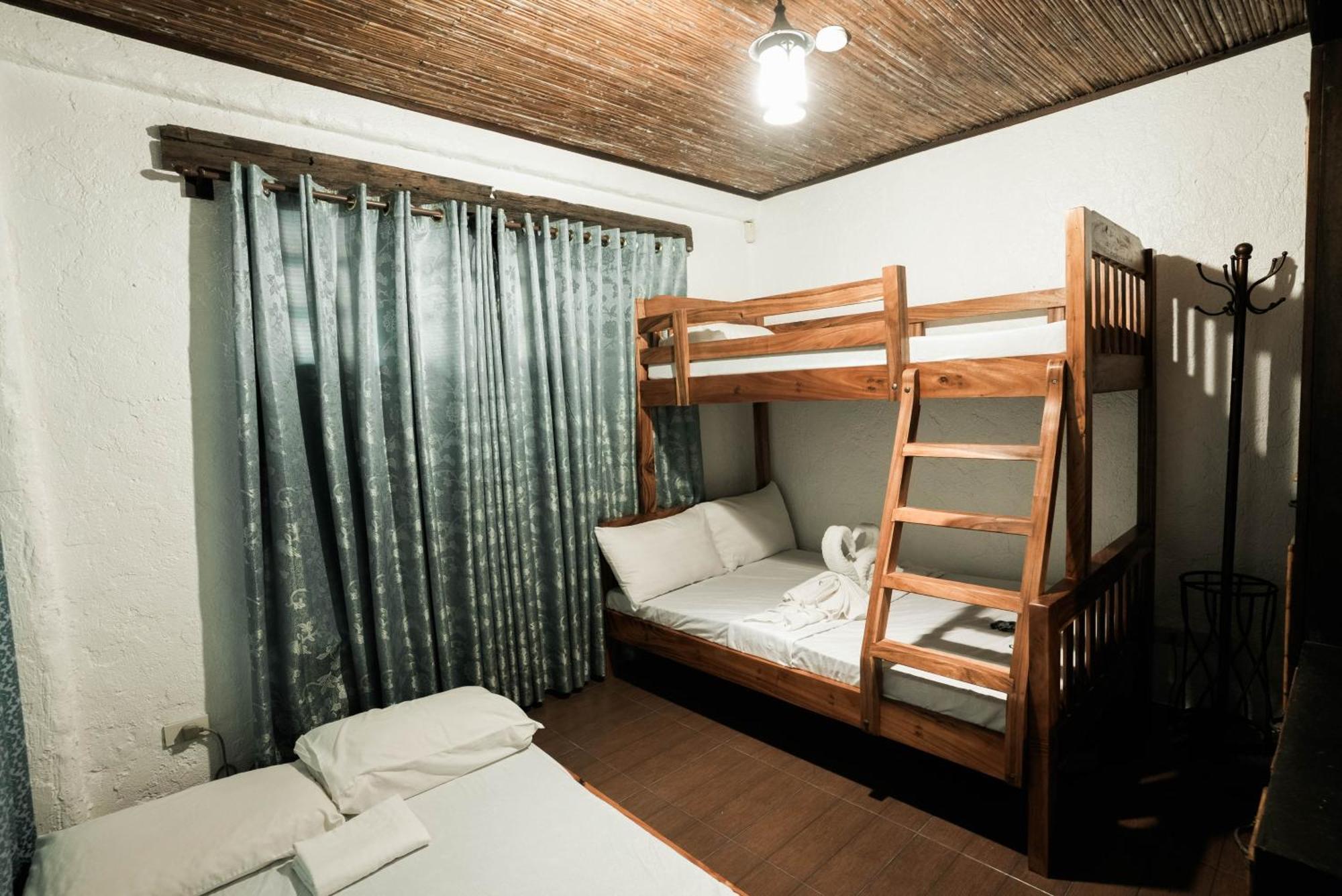 Silang Casa De Celestina Private Resort מראה חיצוני תמונה