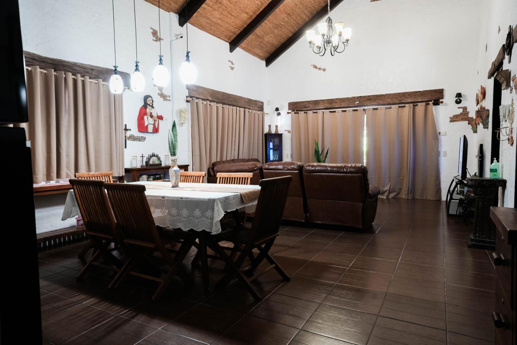 Silang Casa De Celestina Private Resort מראה חיצוני תמונה